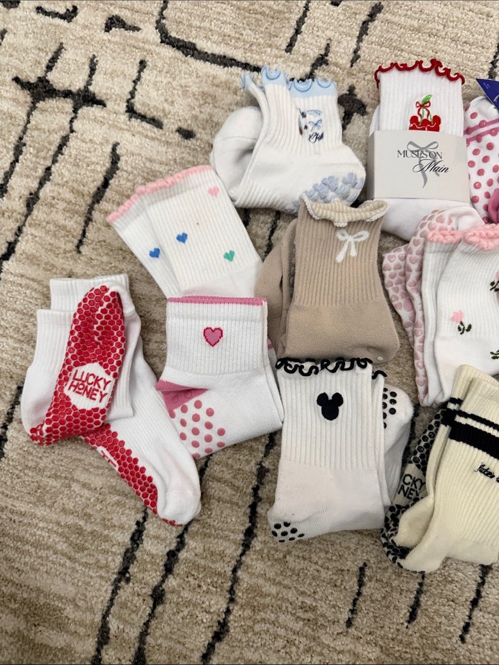 Pilates 14 Sock Bundle - Picture 2 of 4